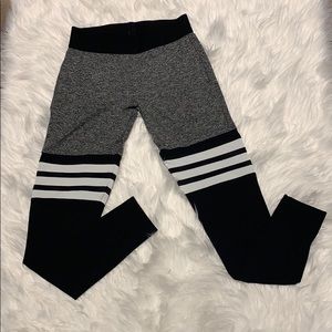 Bombshell Sportswear Tights Size S